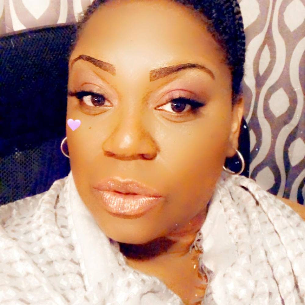 Meet your Posher, Yolanda